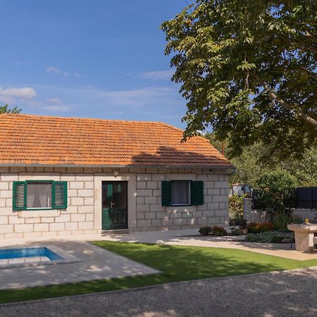 Experience Village Life - Jokini Dvori With Private Pool Pakovo Selo Exterior photo