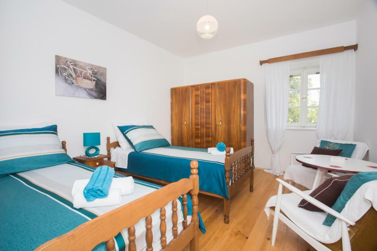 Experience Village Life - Jokini Dvori With Private Pool Pakovo Selo Exterior photo