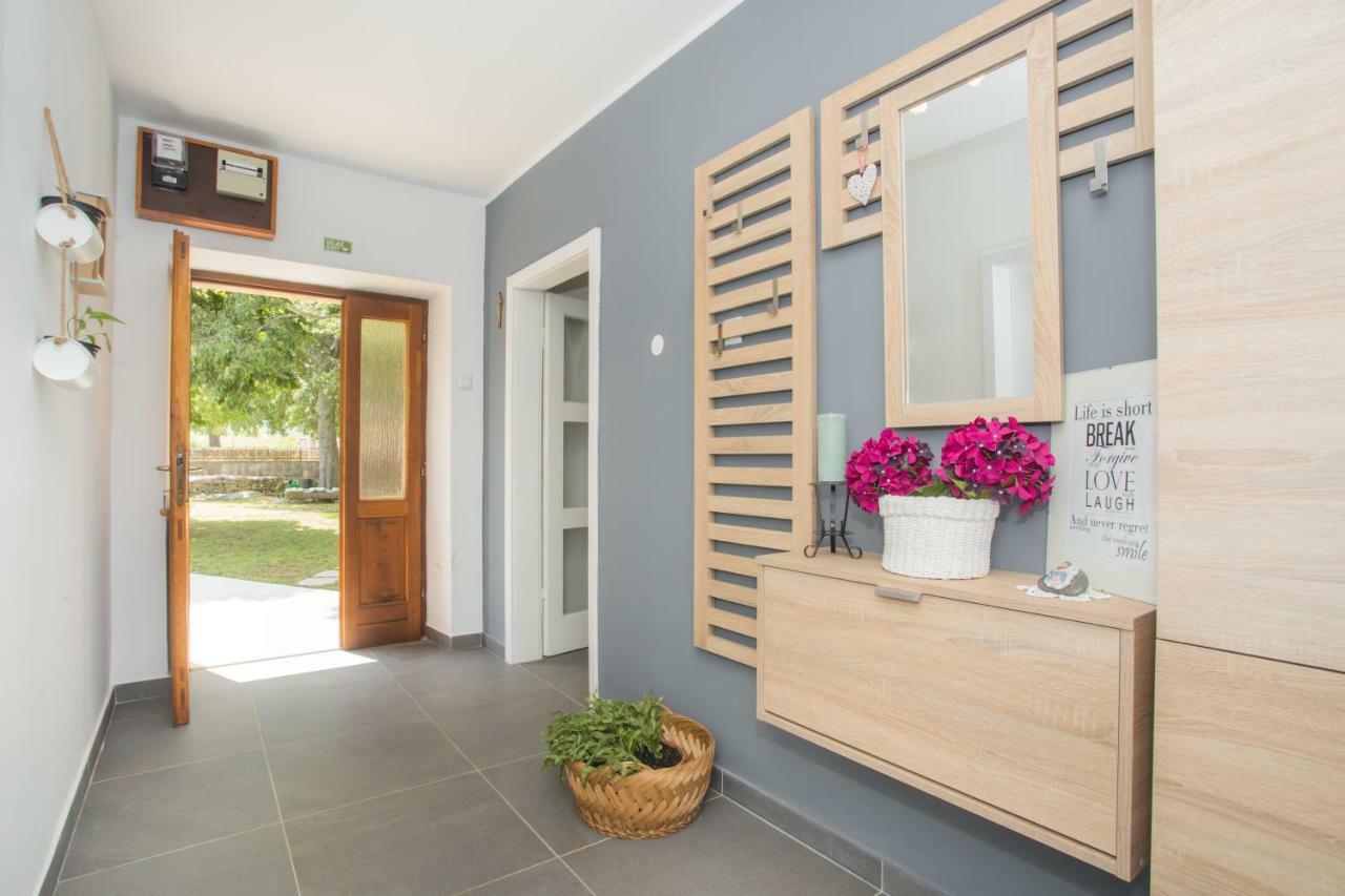 Experience Village Life - Jokini Dvori With Private Pool Pakovo Selo Exterior photo